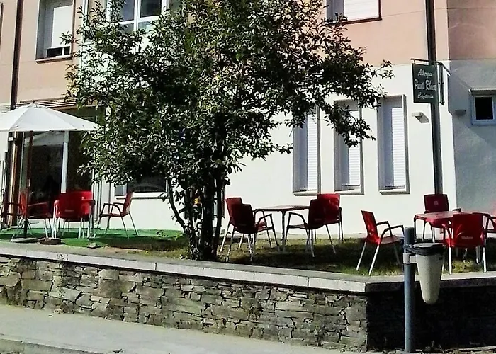 Pensión-Albergue Puente Ribeira